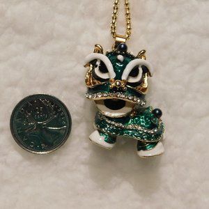 GREEN DRAGON COSTUME Pendant and chain